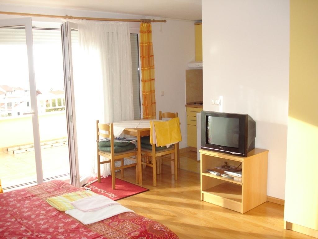 Leticia * Makarska