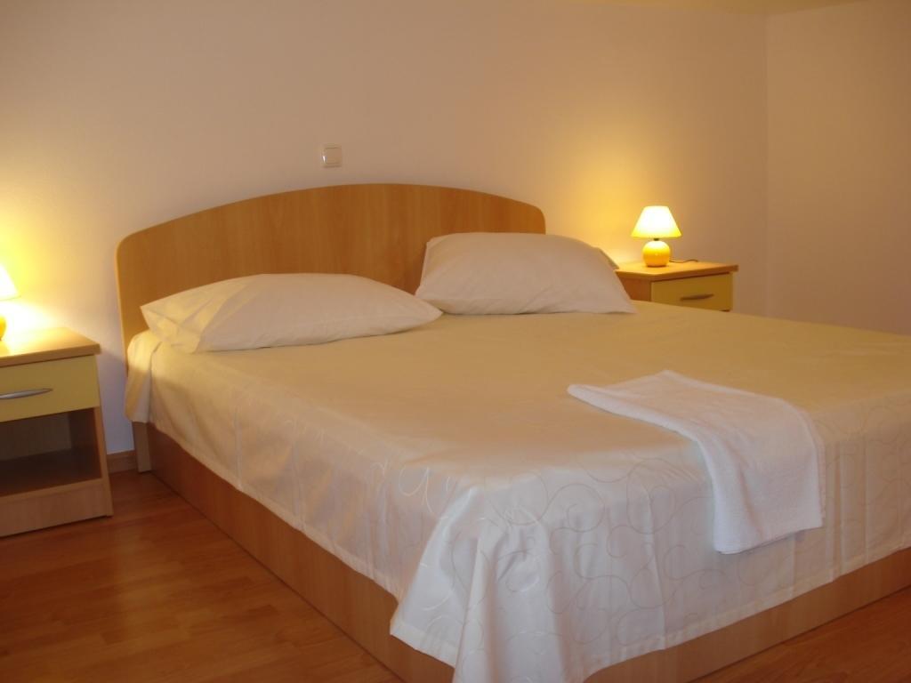Apartment Leticia Makarska